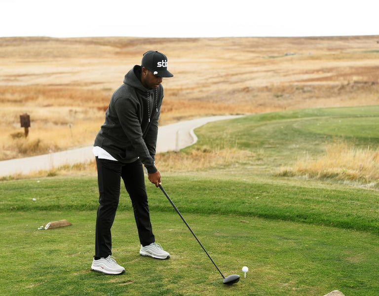 How to Dress Warm for Golf: Stay Cozy on the Course