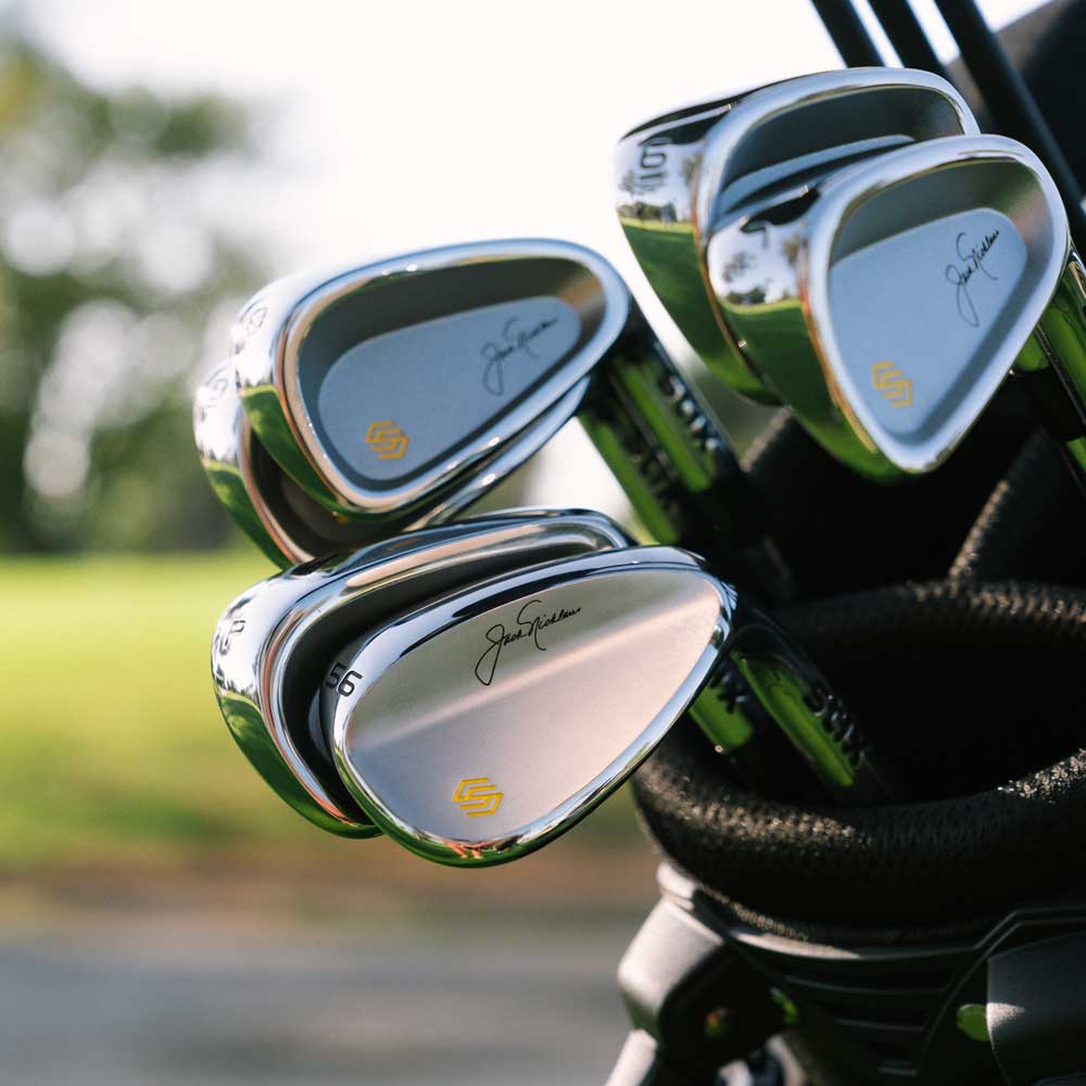 Nicklaus Essentials 10 bag profile